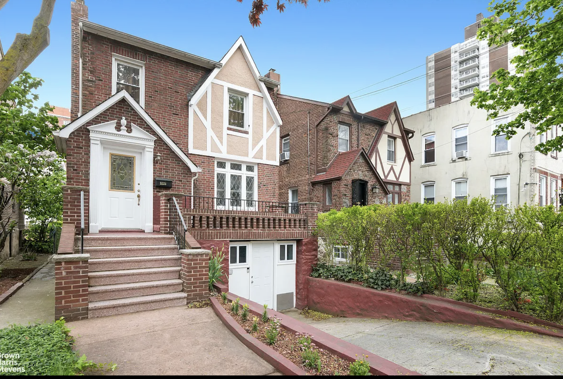 kingsbridge buy curious