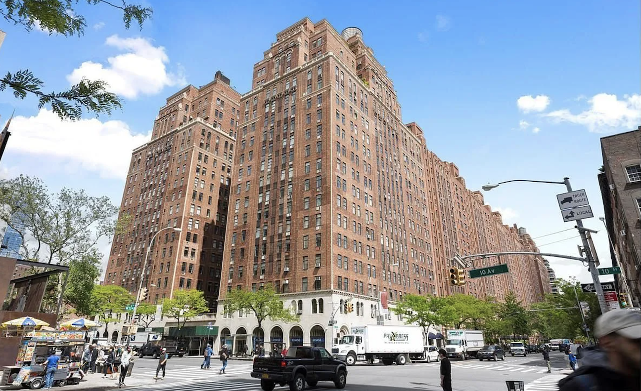 Screenshot 2023-08-29 at 4.26.08 PM.png London Towers West Chelsea NYC