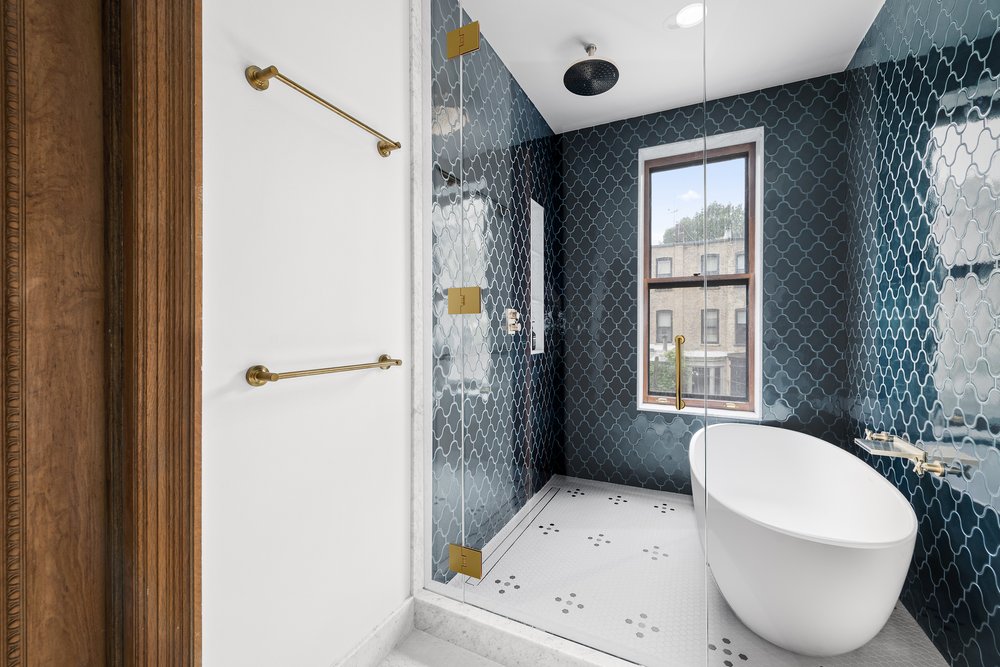 Bolster partial renovation Park Slope townhouse bathroom