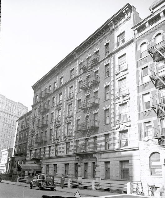 Esperanto - 229 West 105th Street Esperanto - 229 West 105th Street