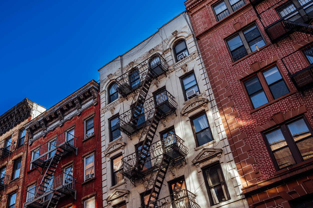 Manhattan apartment buildings