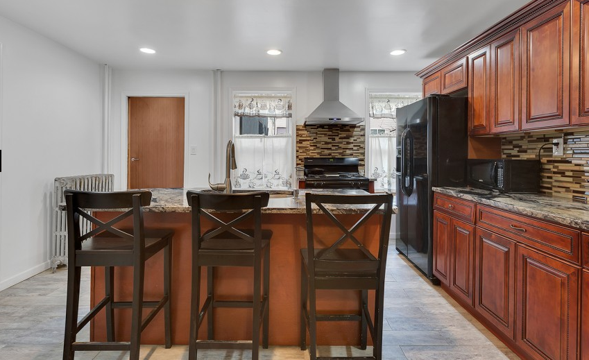 193 Kosciuszko Street