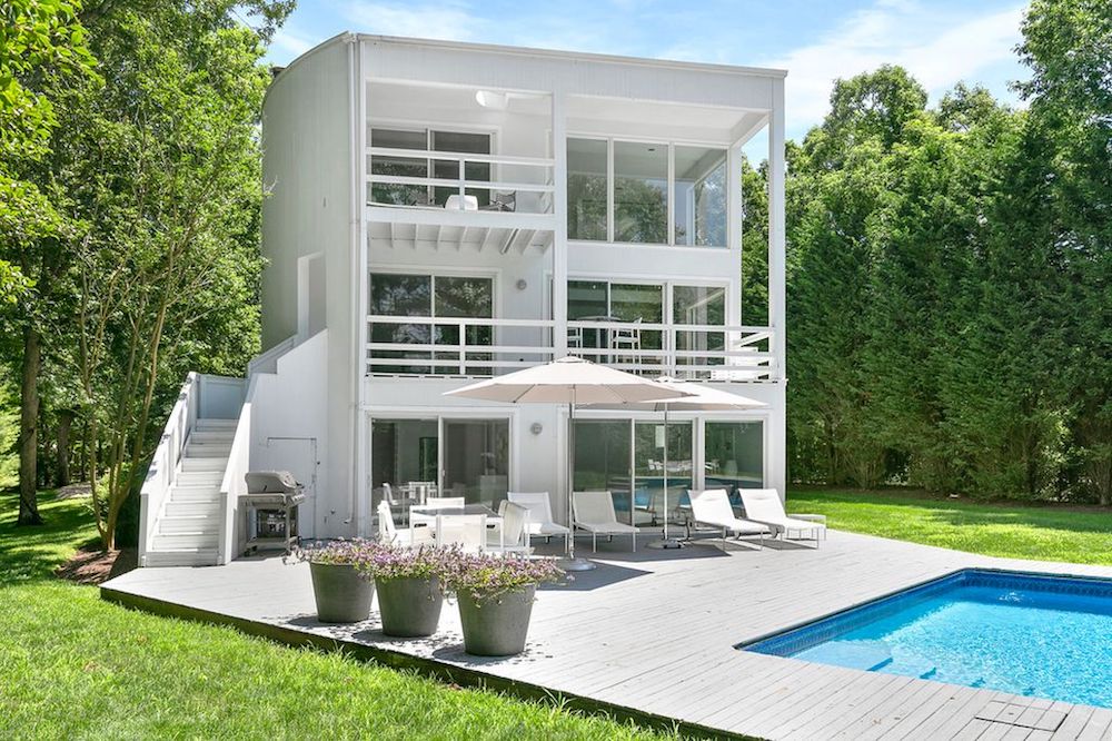 An Amagansett beach house for 1,995,000, to appeal to your modernist