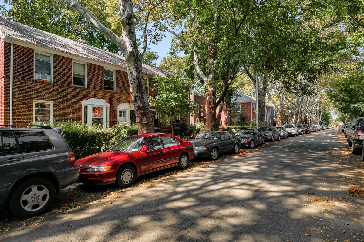 Image of Sunnyside Gardens townhouses