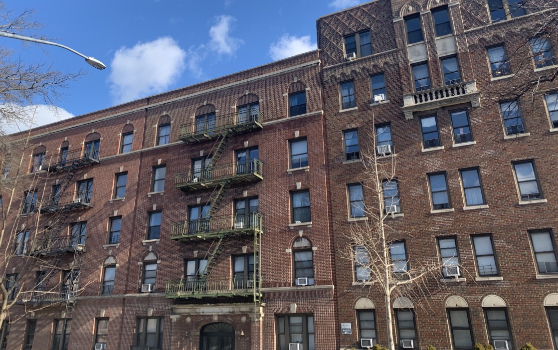 New bill aims to fine landlords who warehouse rentstabilized apartments