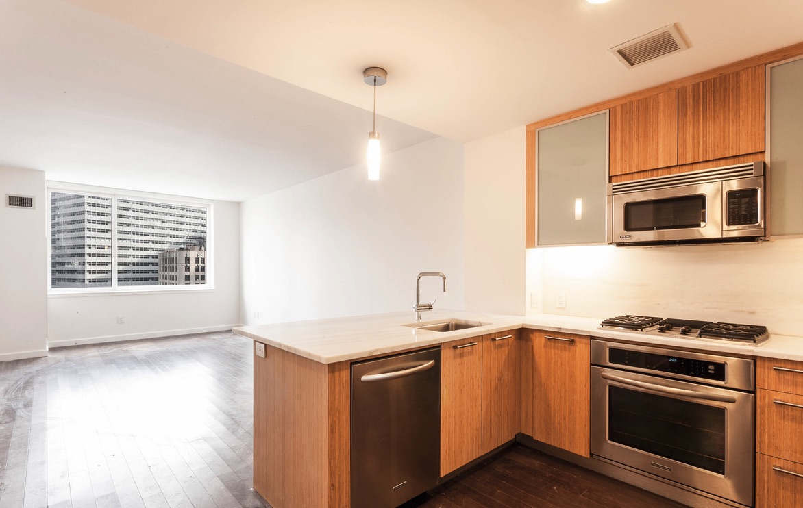 NoFee Apartment of the Week 3,200 Battery Park City onebedroom