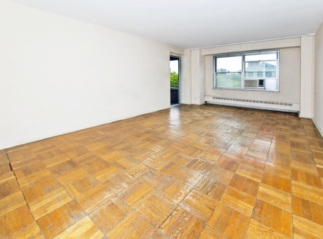 This Lower East Side onebedroom could go from dated to activated with