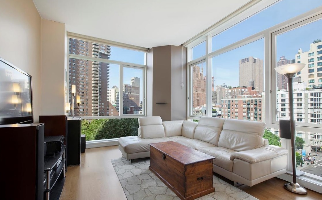 These NYC apartments—all 5,000 a month and with swimming