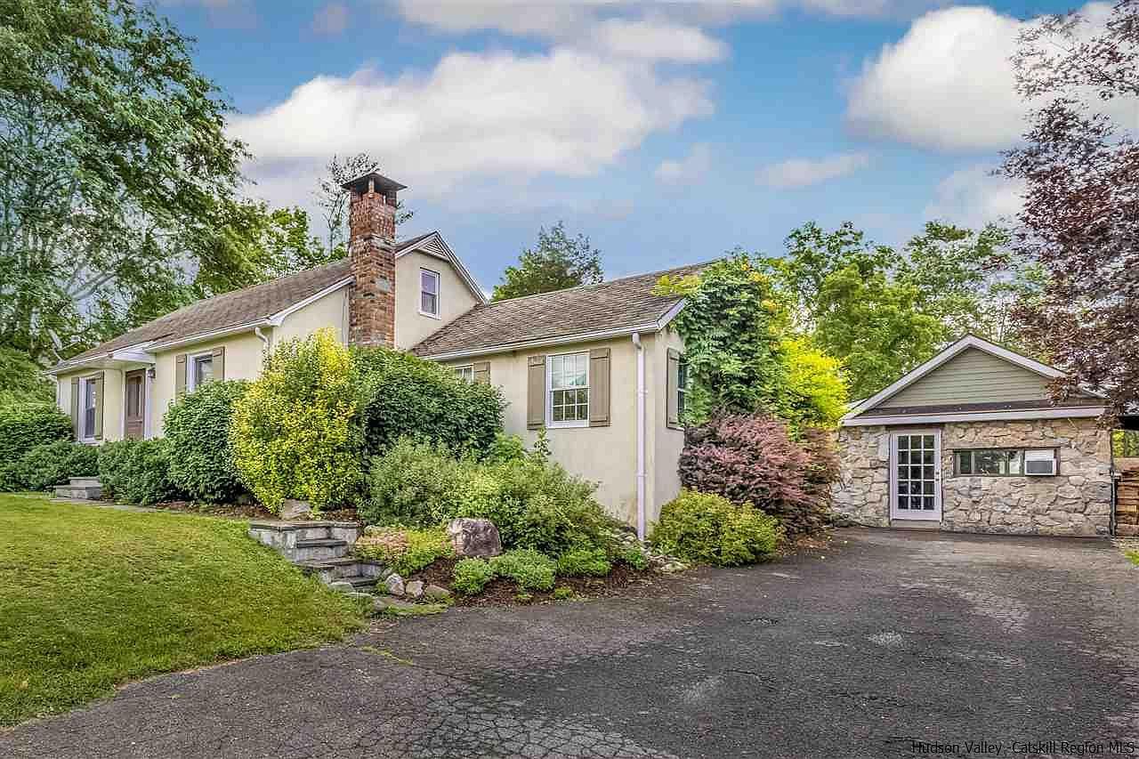 5 houses for sale in Kingston, NY, where you can enjoy the Catskills