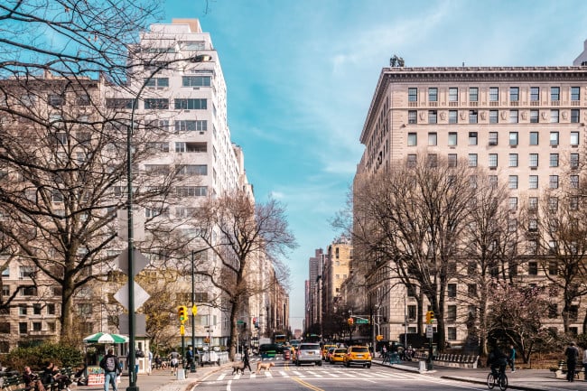inacioluc via getty.jpg busy madison avenue nyc