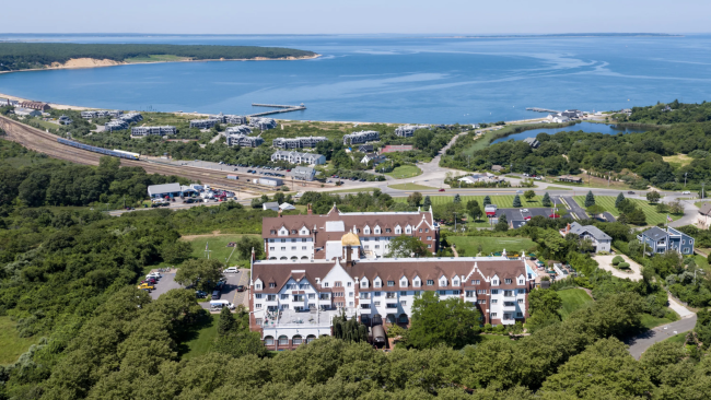 Screen Shot 2023-05-02 at 8.07.12 AM.png montauk manor