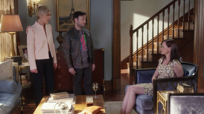 Paris gilmore girls townhouse.png image