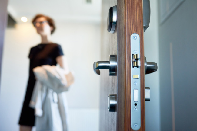 how to stay safe apartment hunting in nyc_istock.jpg image