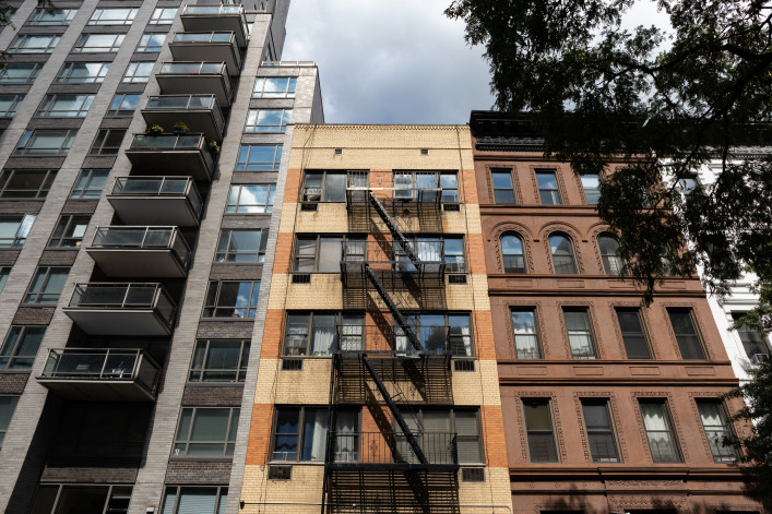 Apartment buildings Upper East Side NYC