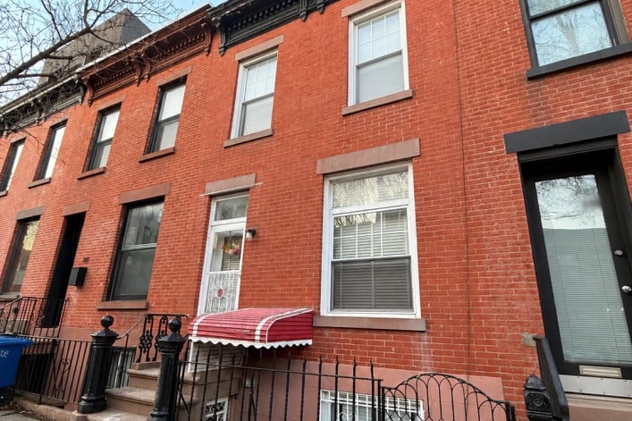 Carroll Gardens townhouse