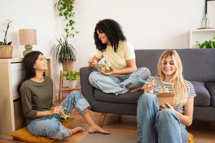 roommates in NYC apartment