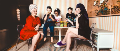 Bernie Sinclaire and Anabelle Gonzalez and children