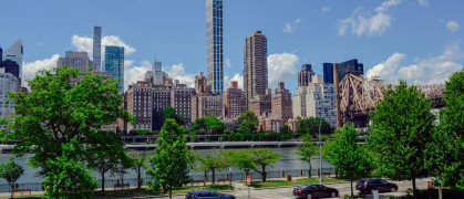 NYC waterfront seen from Roosevelt Island