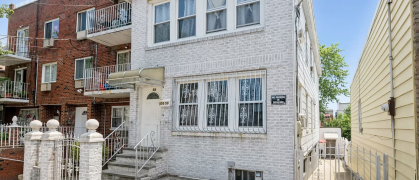 10858 52nd.png image