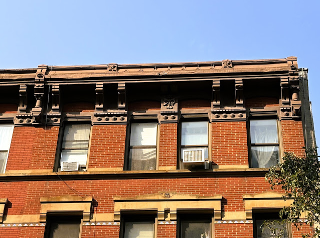 Jobst Hoffman's 1880 29 East 7th St: A double-flat building that was part of a whimsical trio