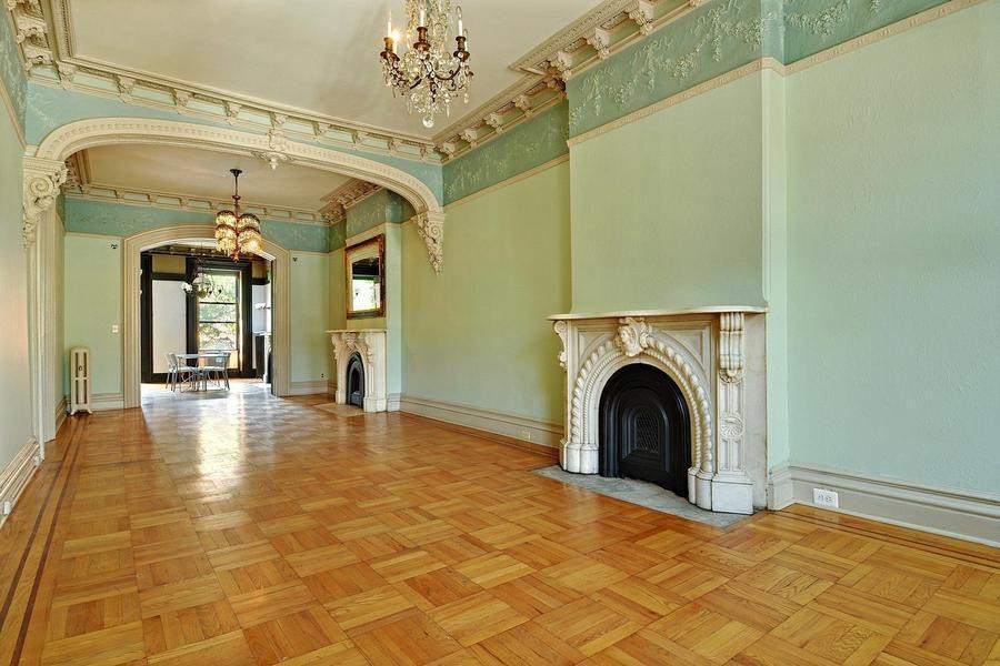 Real Estate Want: The perfect parlor for your Downton Abbey party