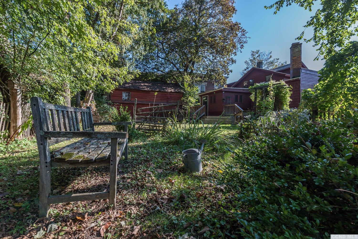 Kinderhook house